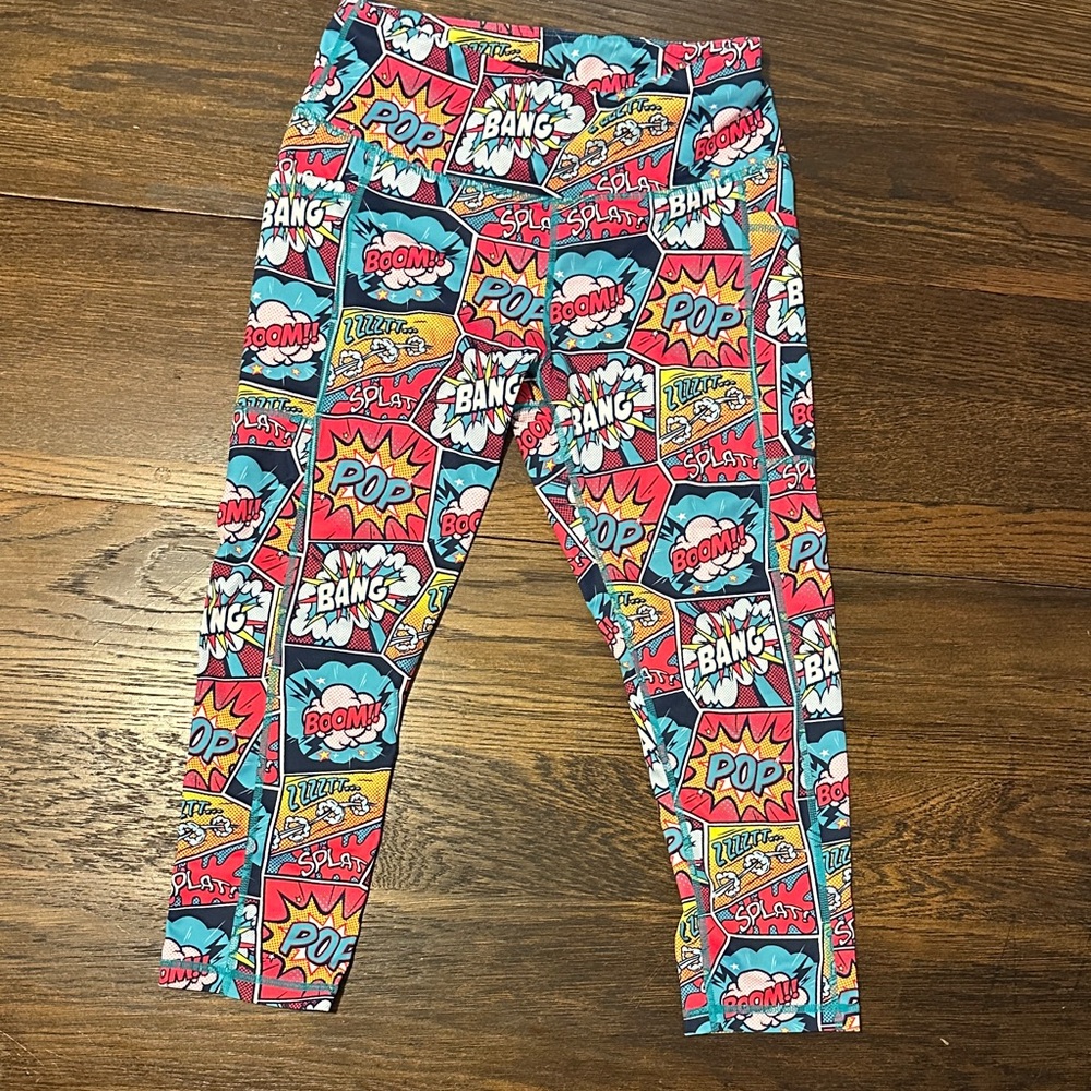 Constantly Varied Gear Capri Length Comic Leggings